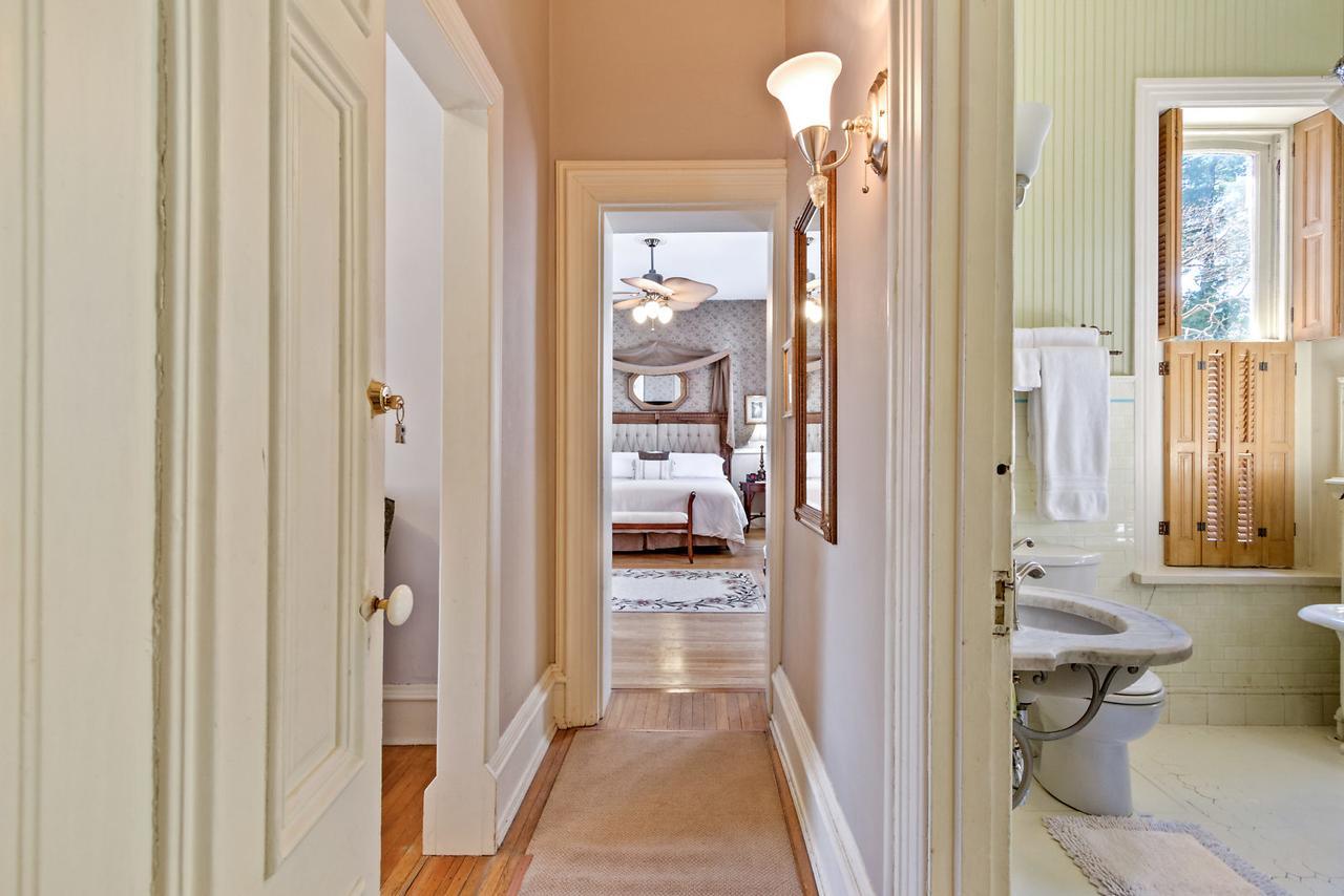 Lovelace Manor Bed And Breakfast Lancaster Luaran gambar